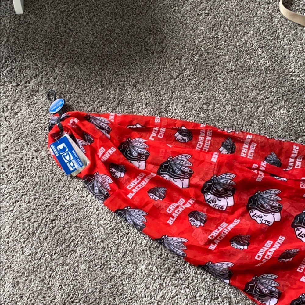 Blackhawks infinity scarf